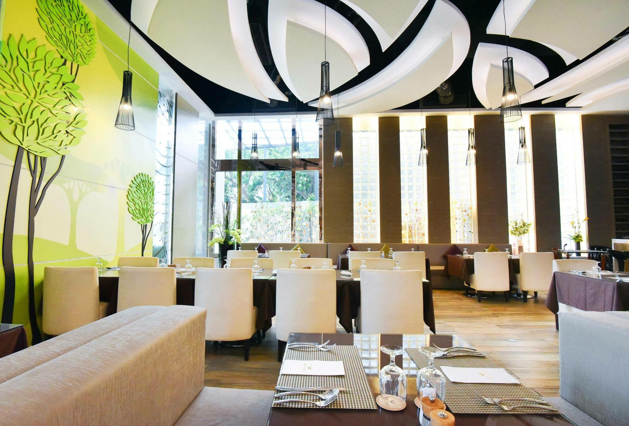 Tsun Huang Hotel Jiayi Zewnętrze zdjęcie