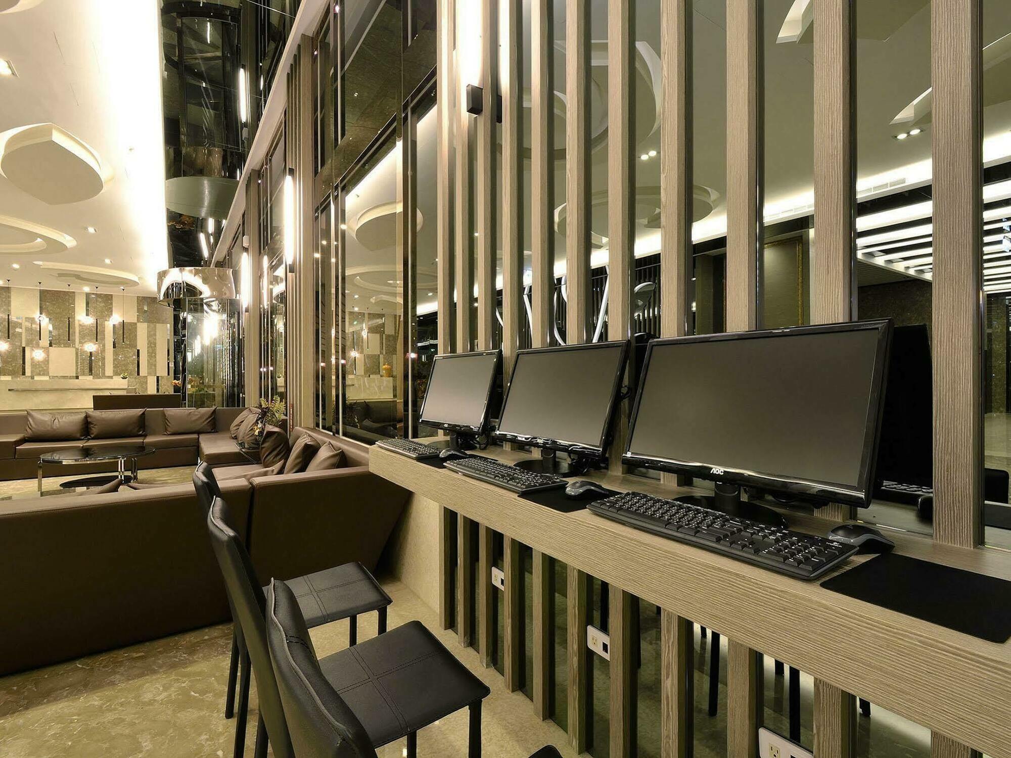 Tsun Huang Hotel Jiayi Zewnętrze zdjęcie